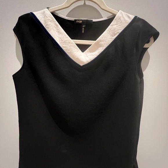 Sleeveless top - Picture 1 of 4